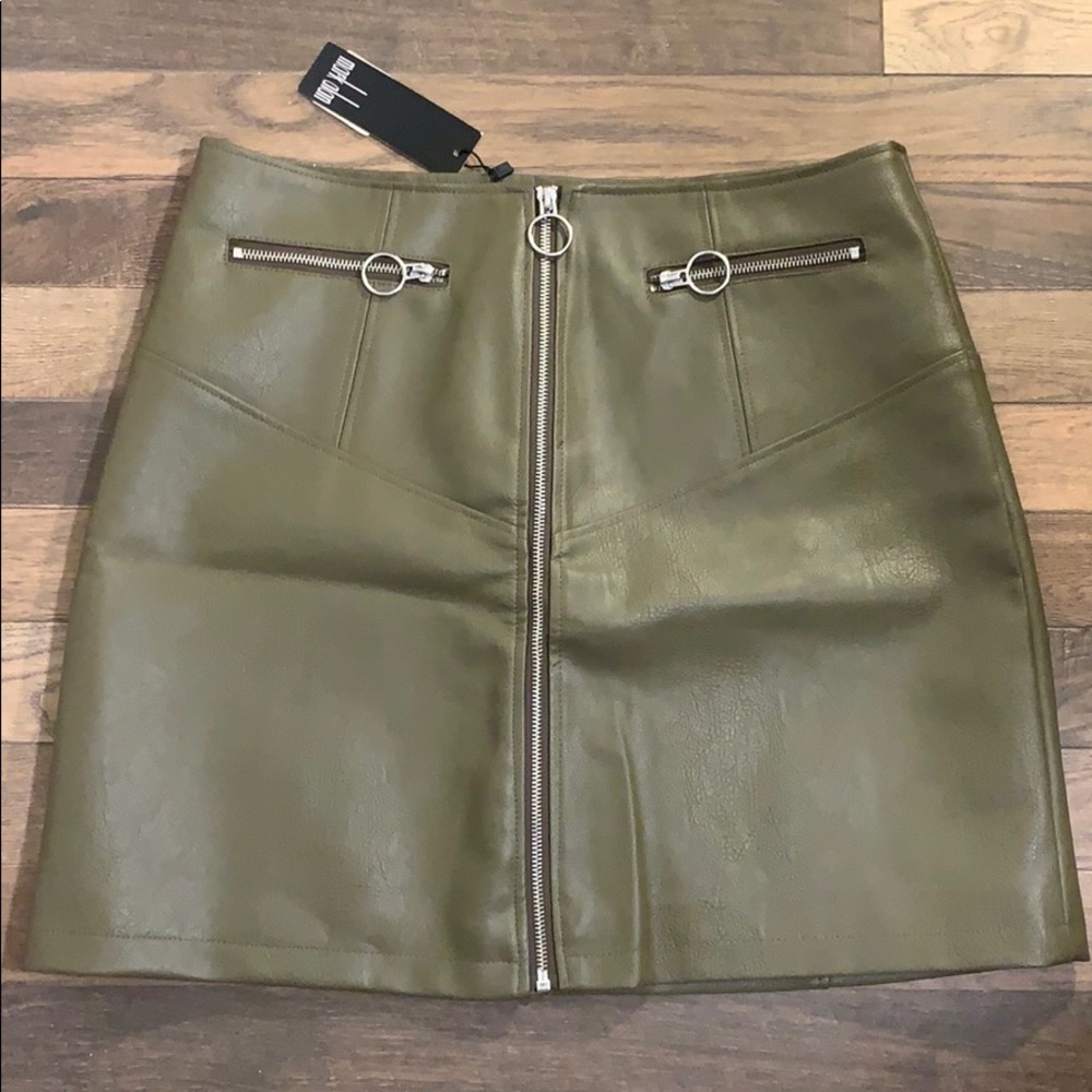 NWT Mark Alan Faux Leather Skirt